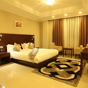 فندق Geza